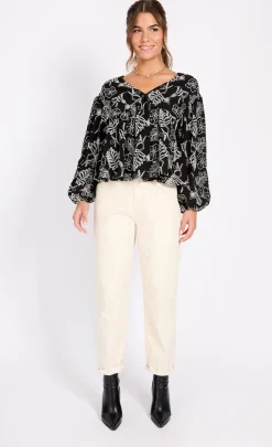 Little Mistress Tops<Embroidered Top