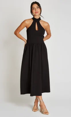 Little Mistress Dresses | Race Day Edit<Halter Neck Keyhole Midaxi Dress