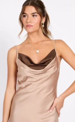 Little Mistress Dresses | Race Day Edit<Champagne Satin Maxi Dress