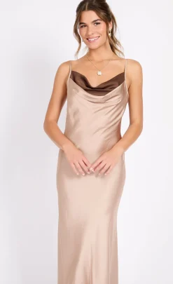 Little Mistress Dresses | Race Day Edit<Champagne Satin Maxi Dress