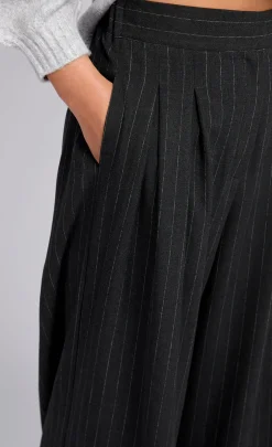 Little Mistress Office Fashion | Trousers<Charcoal Grey Pinstripe Trousers