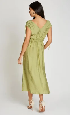 Little Mistress Dresses | Race Day Edit<Lime Rosette Midaxi Dress