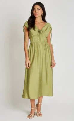 Little Mistress Dresses | Race Day Edit<Lime Rosette Midaxi Dress