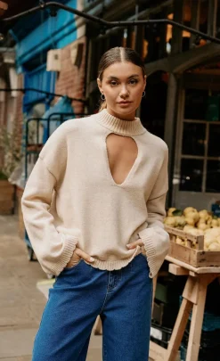 Little Mistress Knitwear | Tops<Oatmeal Knit Keyhole Top